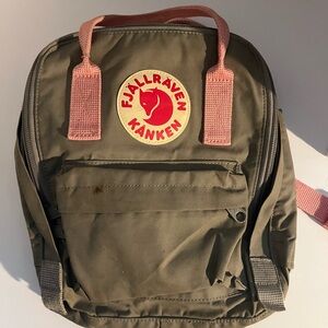 Fjallraven Kanken Mini Backpack in Green Teal w/ Adjustable Straps